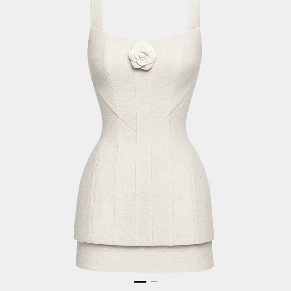 Heiress Beverly Hills BOUCLE FLOWER MINI DRESS